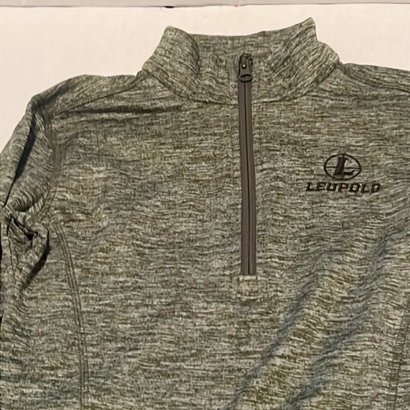 Leupold long sleeve shirt size S. - Picture 3 of 5